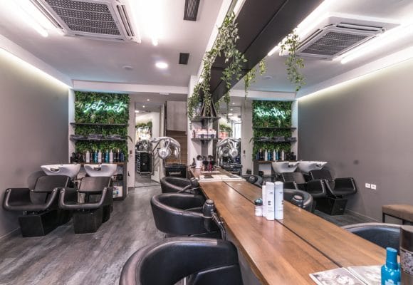 Κομμωτήριο “Nomadic Salon” στο Κολωνάκι